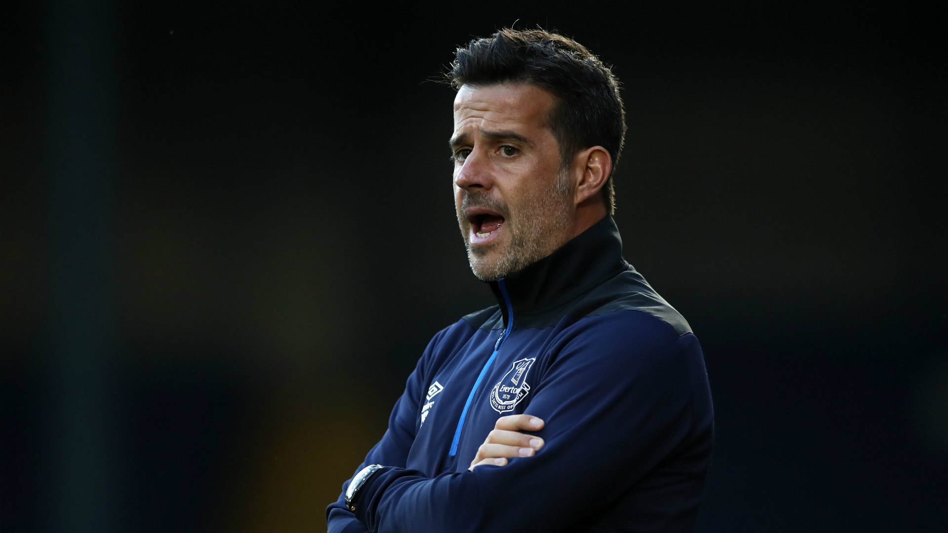 滩涂难以直 滩涂难以直